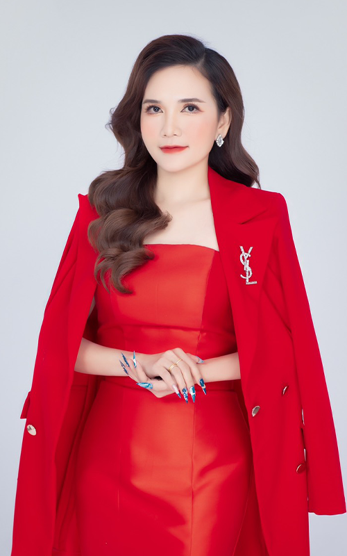 Minh Tú
